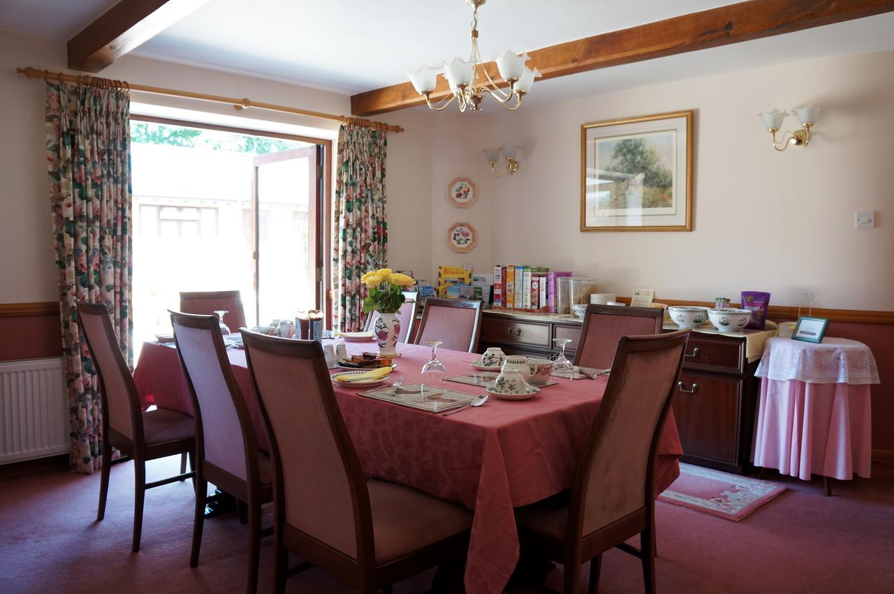 The Olde Barn Bed & Breakfast Лимингтън Екстериор снимка